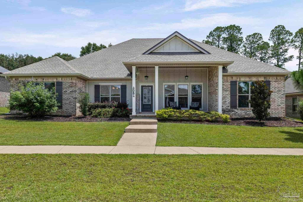 4084 Blue Hillside Ln, Milton, FL 32583