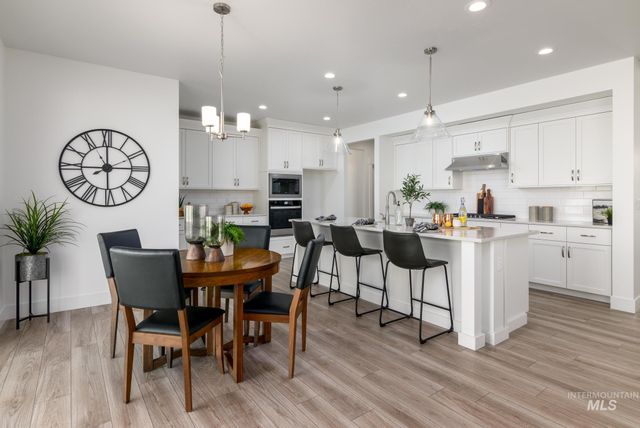 12644 W Wayfaring Dr, Star, ID 83669