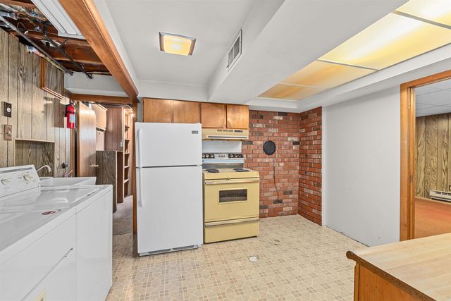 1618 N Napa St, Spokane, WA 99207