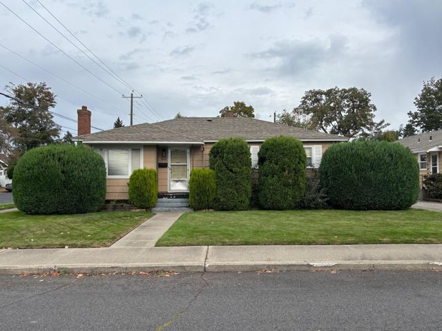 1618 N Napa St, Spokane, WA 99207