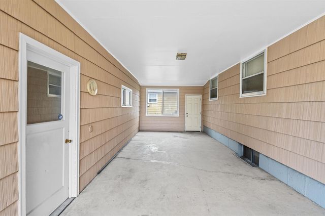 1618 N Napa St, Spokane, WA 99207