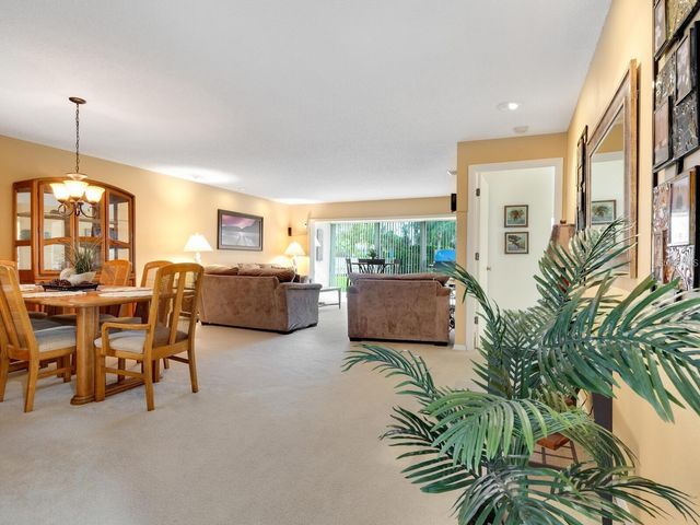 3130 RINGWOOD MEADOW 44, Sarasota, FL 34235