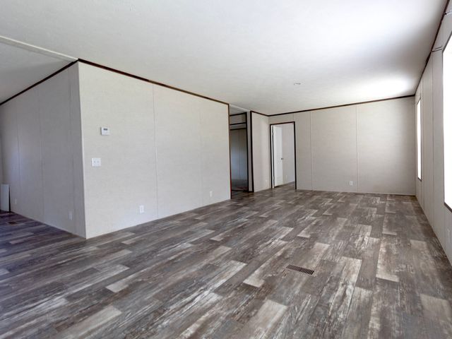 5450 Sand Ridge Road, Morris, IL 60450