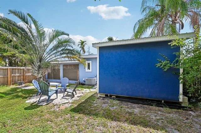 2304 SE 13th Court, Pompano Beach, FL 33062