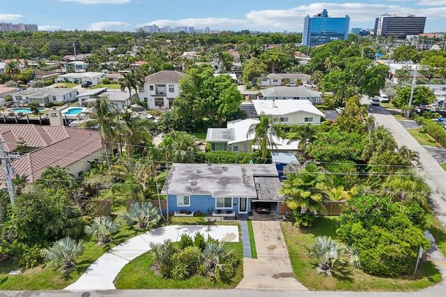 2304 SE 13th Court, Pompano Beach, FL 33062