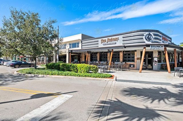 2304 SE 13th Court, Pompano Beach, FL 33062