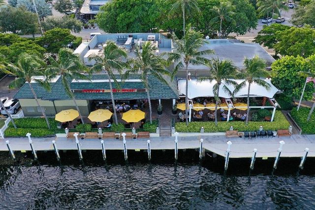 2304 SE 13th Court, Pompano Beach, FL 33062