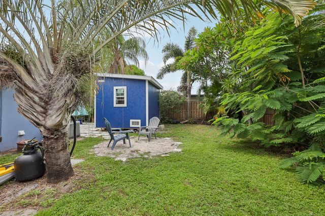2304 SE 13th Court, Pompano Beach, FL 33062