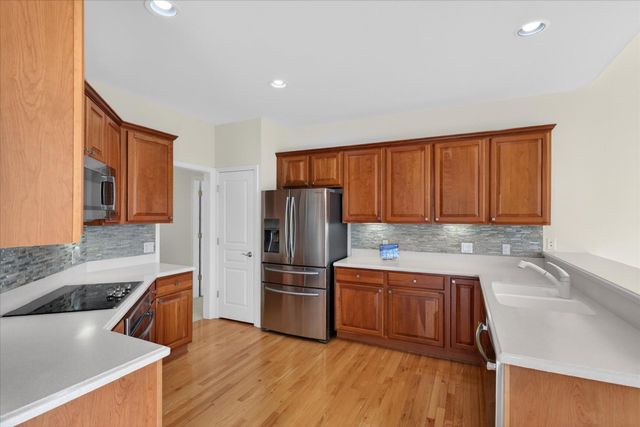 44543 Birchwood Court, Northville, MI 48168