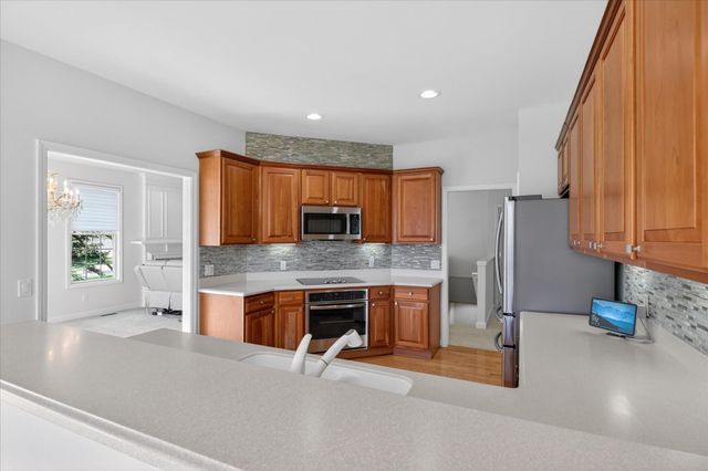 44543 Birchwood Court, Northville, MI 48168