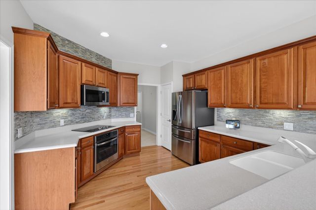 44543 Birchwood Court, Northville, MI 48168