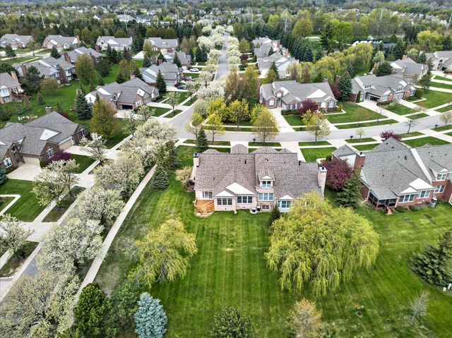 44543 Birchwood Court, Northville, MI 48168
