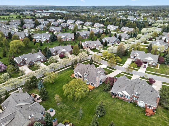 44543 Birchwood Court, Northville, MI 48168