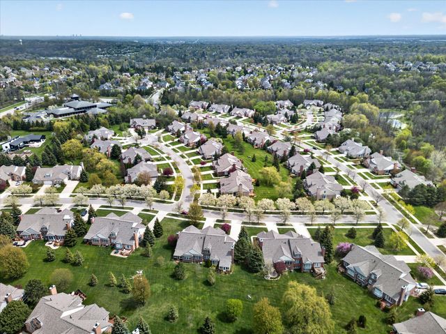 44543 Birchwood Court, Northville, MI 48168