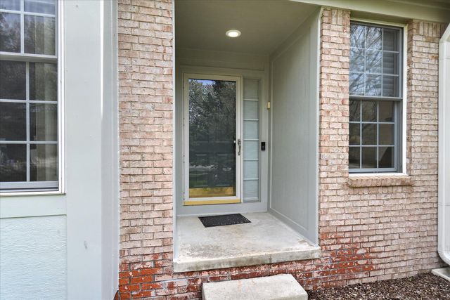 44543 Birchwood Court, Northville, MI 48168