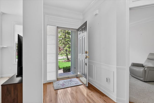 44543 Birchwood Court, Northville, MI 48168