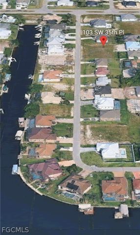 103 SW 35th PL, Cape Coral, FL 33991