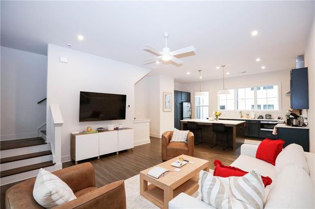 1305 Breezy SE Street, Atlanta, GA 30315