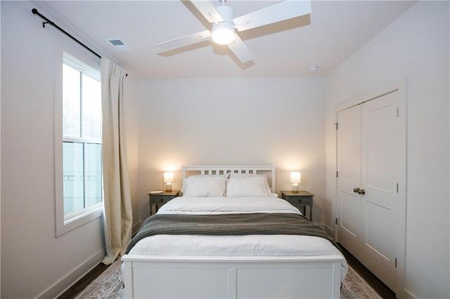 1305 Breezy SE Street, Atlanta, GA 30315