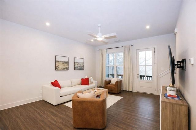 1305 Breezy SE Street, Atlanta, GA 30315