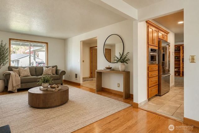 1407 NW 4th Street, Battle Ground, WA 98604