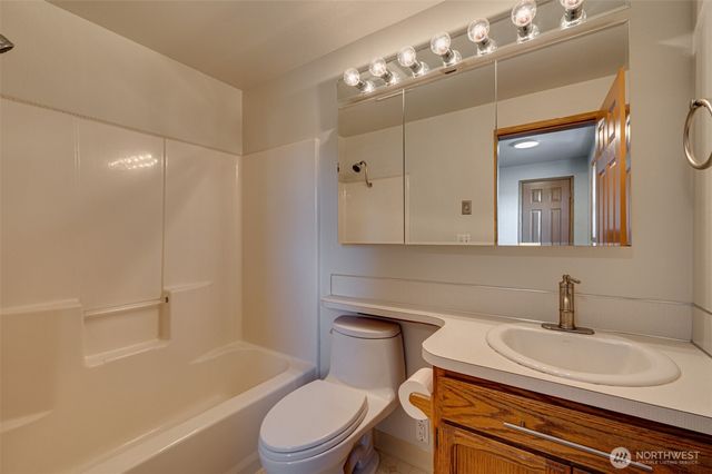1407 NW 4th Street, Battle Ground, WA 98604