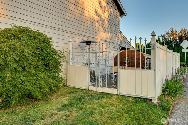 1407 NW 4th Street, Battle Ground, WA 98604