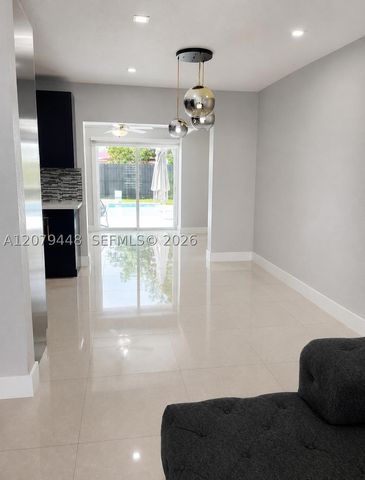 19200 NW 51st Ave, Miami Gardens, FL 33055