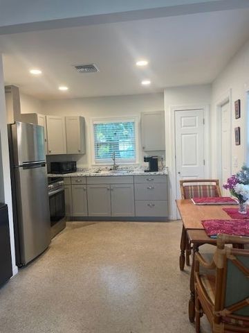 743 18th Place, Vero Beach, FL 32960