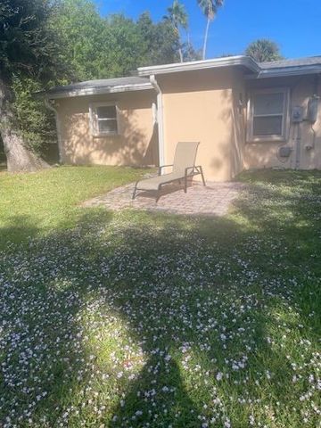 743 18th Place, Vero Beach, FL 32960