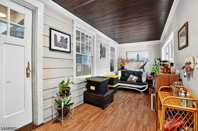 90 7Th St, Ridgefield Park Village, NJ 07660