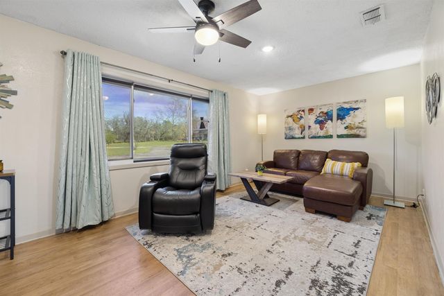 90 PR 3394, Big Sandy, TX 75755