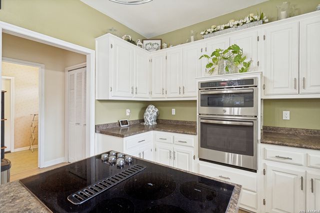 4503 Black Oak Woods, San Antonio, TX 78249