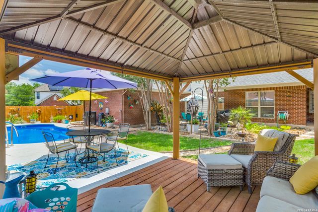 4503 Black Oak Woods, San Antonio, TX 78249