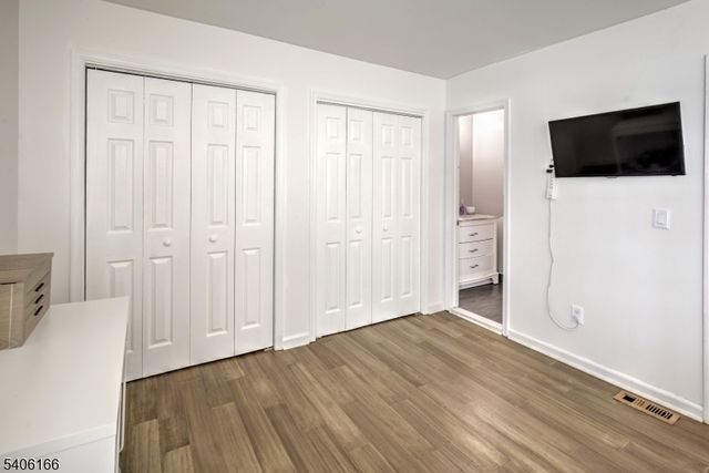 418 Hawthorne Ct, Raritan Twp., NJ 08822