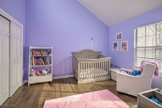 418 Hawthorne Ct, Raritan Twp., NJ 08822