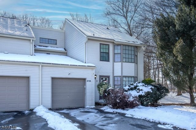 418 Hawthorne Ct, Raritan Twp., NJ 08822