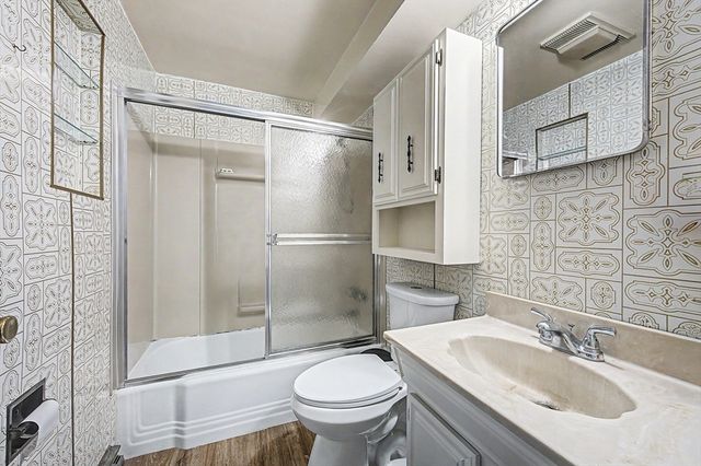 38 West St, Foxboro, MA 02035