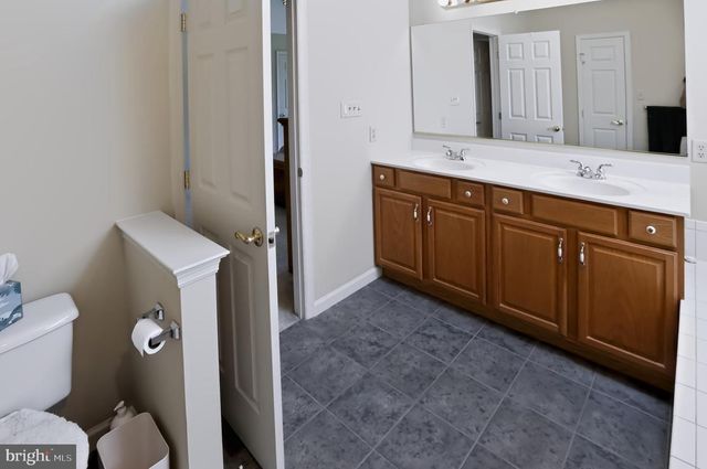 110 HERITAGE CT, Phoenixville, PA 19460