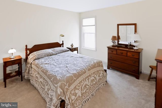 110 HERITAGE CT, Phoenixville, PA 19460