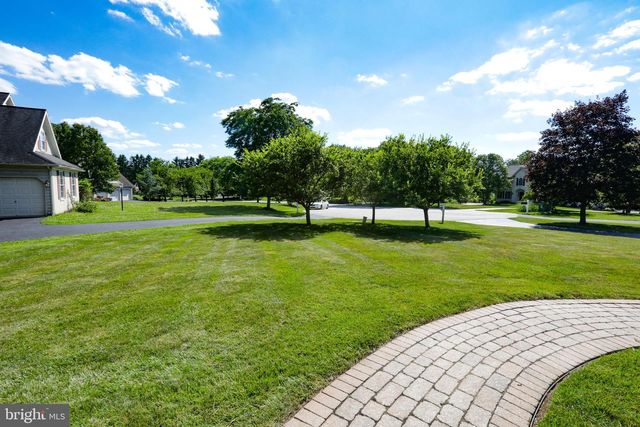 110 HERITAGE CT, Phoenixville, PA 19460