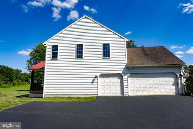 110 HERITAGE CT, Phoenixville, PA 19460
