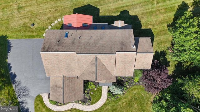 110 HERITAGE CT, Phoenixville, PA 19460