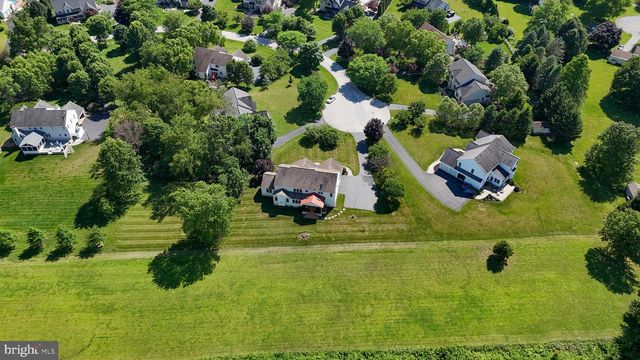 110 HERITAGE CT, Phoenixville, PA 19460