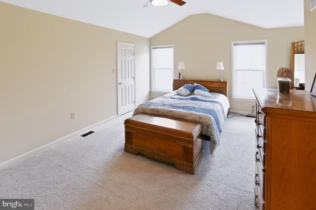 110 HERITAGE CT, Phoenixville, PA 19460