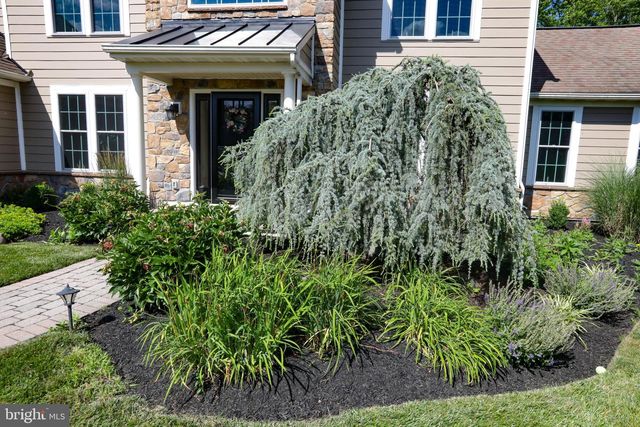 110 HERITAGE CT, Phoenixville, PA 19460