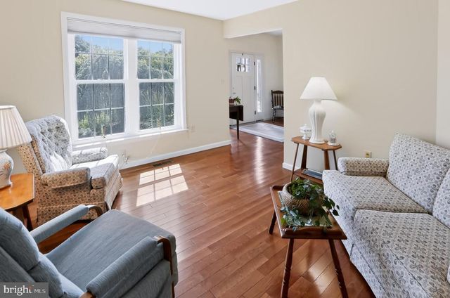 110 HERITAGE CT, Phoenixville, PA 19460