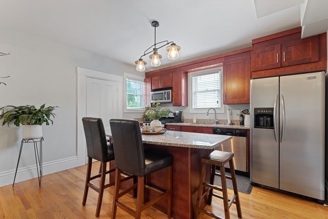 13 Saint James Street 1, Newton, MA 02458