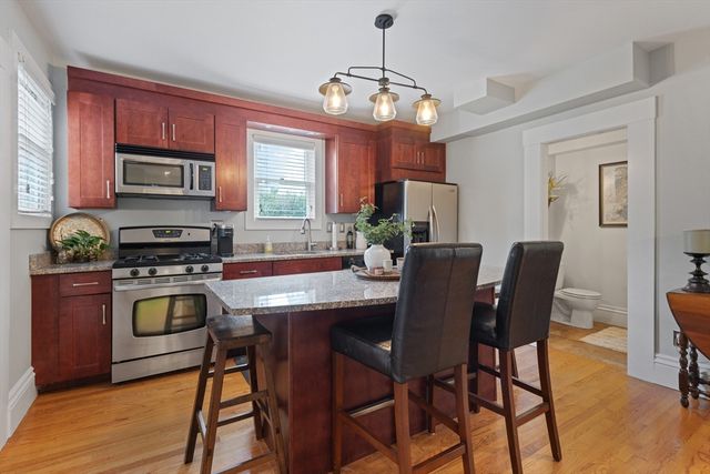 13 Saint James Street 1, Newton, MA 02458
