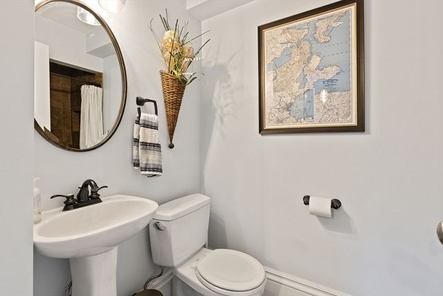 13 Saint James Street 1, Newton, MA 02458